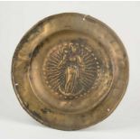 Gilded brass collection plate. 16th century. Flaws. Diameter: 28 cm.