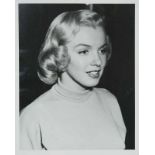 Original black and white photograph of Marilyn Monroe. Photofest.   25,3 x 20,6 cm.