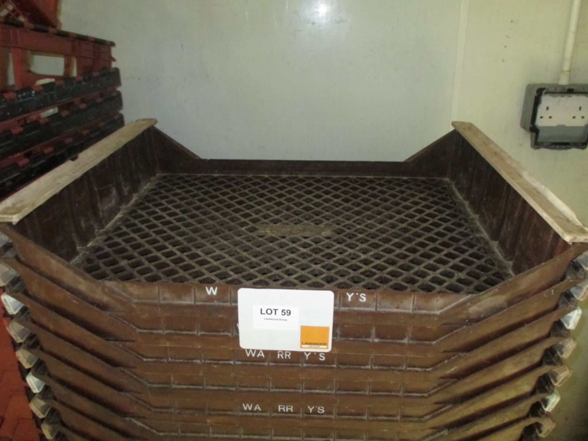 25 x brown plastic bread delivery trays - 800 mm x 600 mm