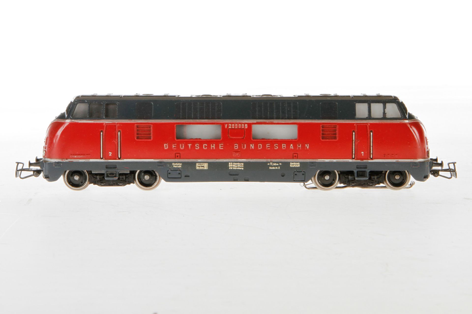 Märklin DB Diesellok V 200 006, Nr. 3021, S H0, Guss, rot/blaugrau, min. Lackschäden, leichte