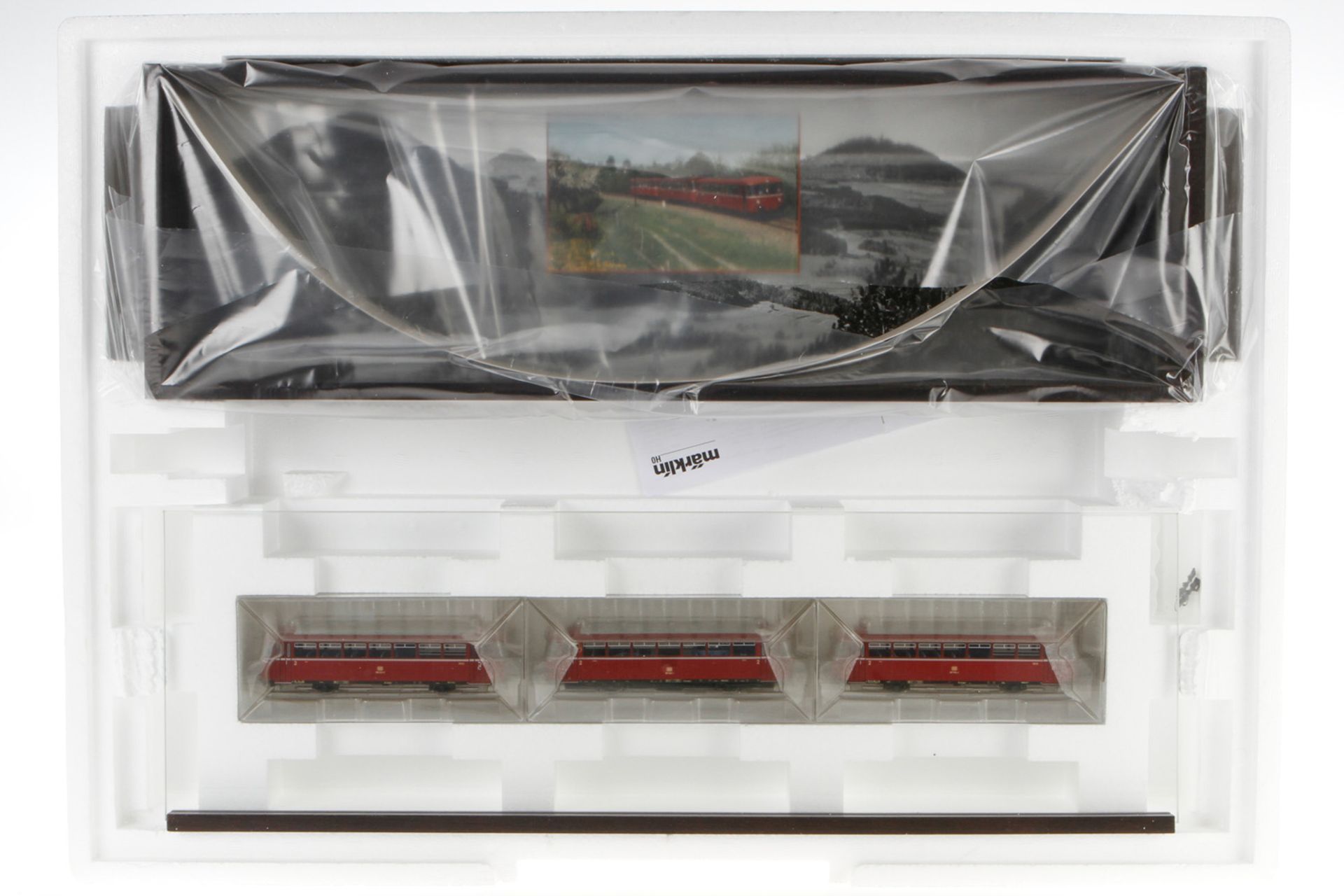 Märklin Schienenbus-Packung, Nr. 39988, S H0, Kunststoff, rot, 3-tlg. mit Motorwagen, Beiwagen und