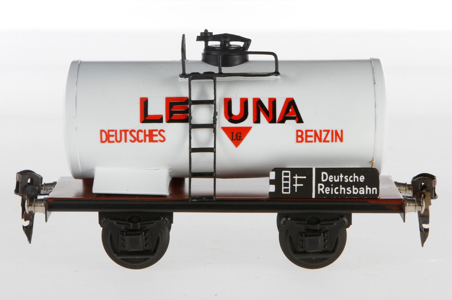 Replik Leuna Kesselwagen, S 0, weiß HL, Alterungsspuren, Länge 17 cm, Z 2