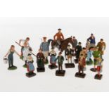 Konv. Figuren, darunter Eisenbahnfiguren, Britainsfiguren etc., meist Kunststoff, Höhe ca. 3-4 cm, Z