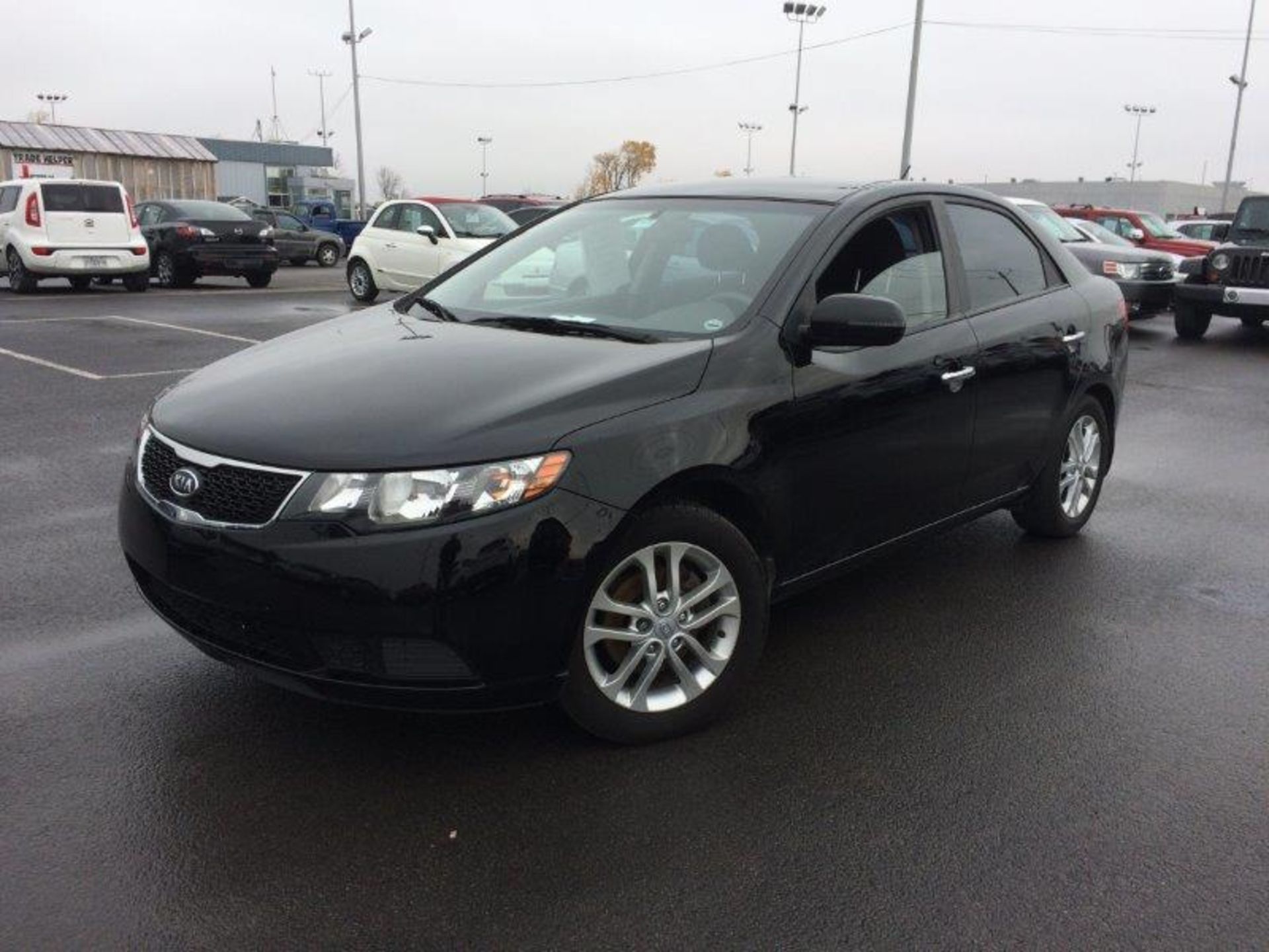 KIA FORTE (2012) 84883 km