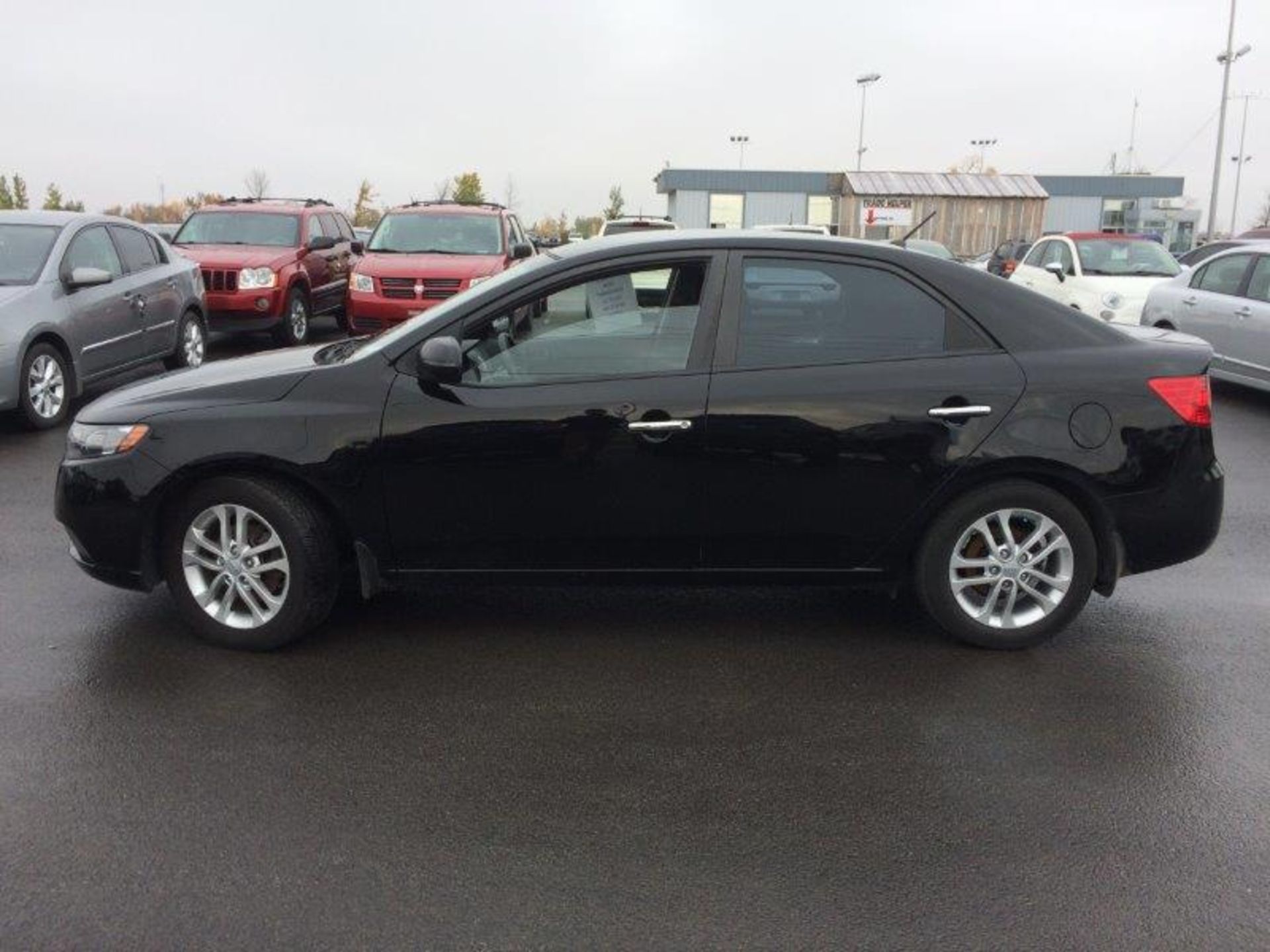 KIA FORTE (2012) 84883 km - Image 2 of 12