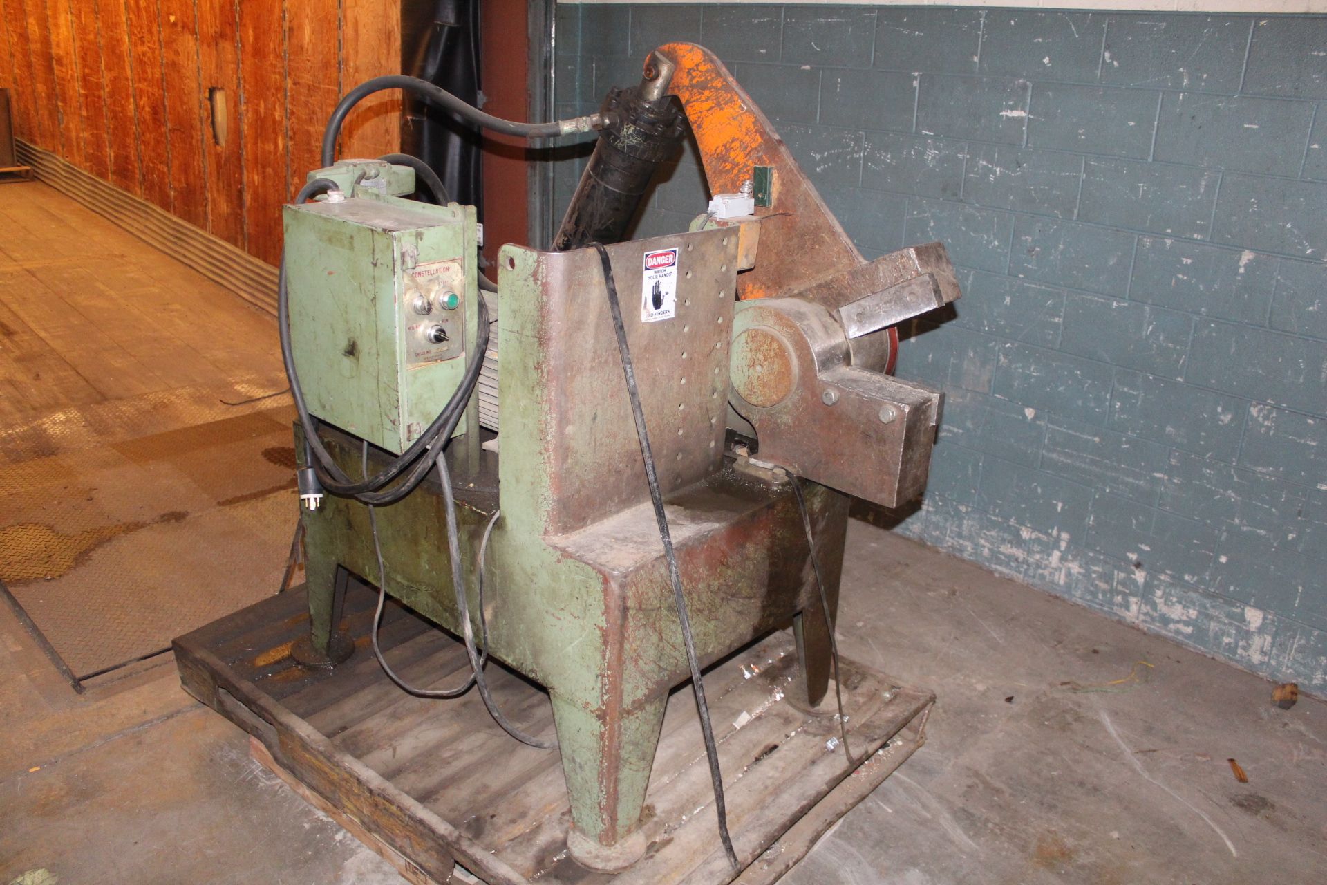 Constellation, Hydraulic Alligator Shear 8", 10-Hp Self-Contained Hydraulics, S/N 7703; Fraser MI