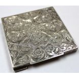 Italian silver compact (no glass). Marked twice 800 and Italy 'a Fleur De Lis'. Weight approx 67.8g