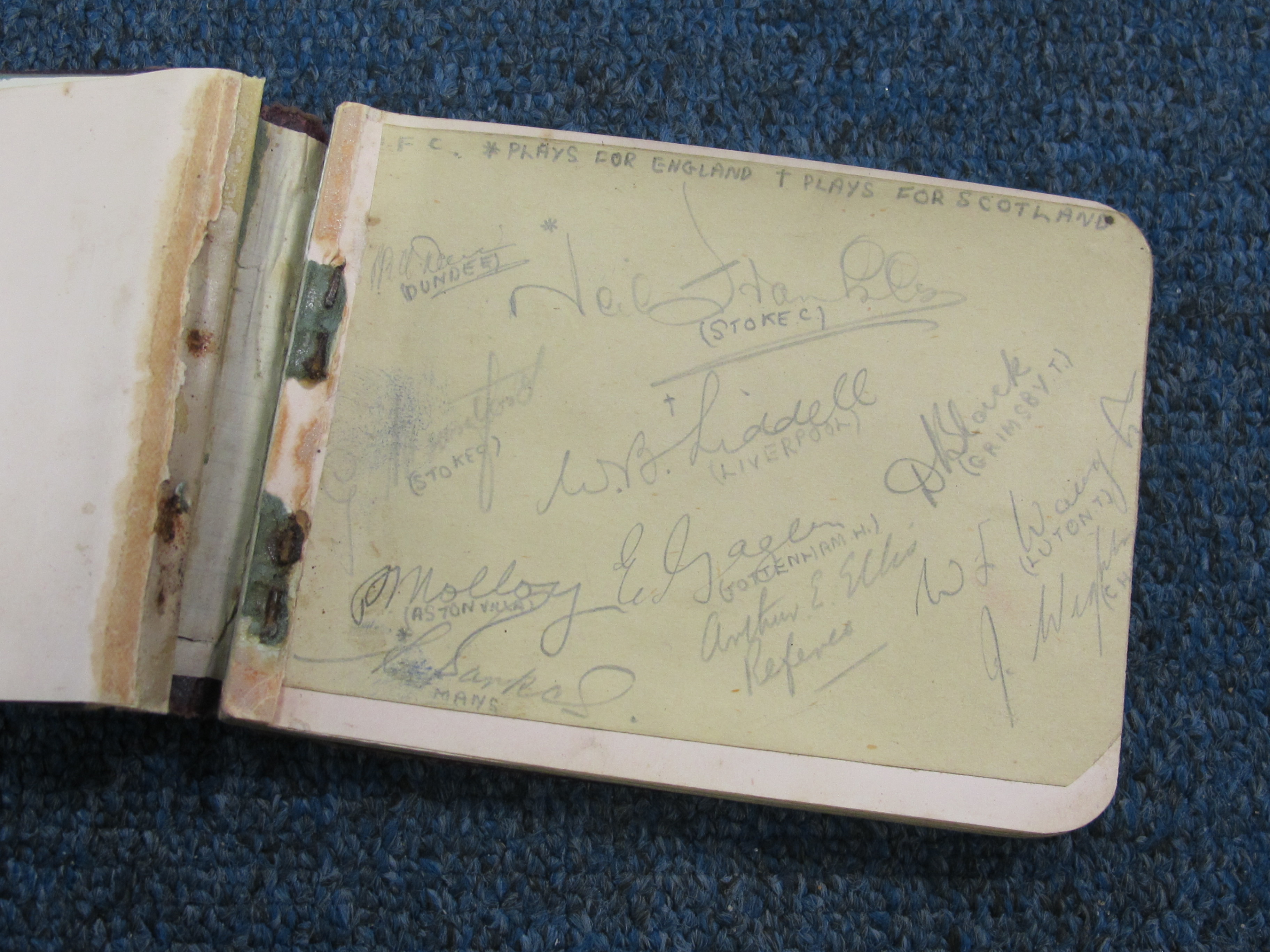 Autograph book c1948/49 variously signed by Cricketers Footballers Horse Racing etc, noted Notts