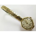 Ladies Majex 9ct gold cased octagonal wristwatch on a expandable bracelet