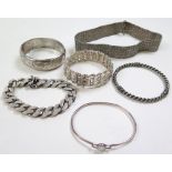 Four silver bracelets & two white metal items (not marked). Total weight 8¼ oz.