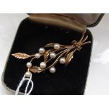 9ct Gold Spray of leaves set with Pearls weight 5.3 grams