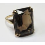 9ct Gold Ring set with large Smoky Quartz size P weight 5.9 grams