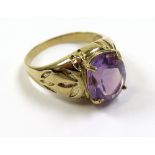 9ct Gold Ring set with Amethyst (3.3 ct weight) size T weight 5.4 grams