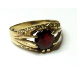 9ct Gold Ring set with large Garnet size V weight 4.4 grams