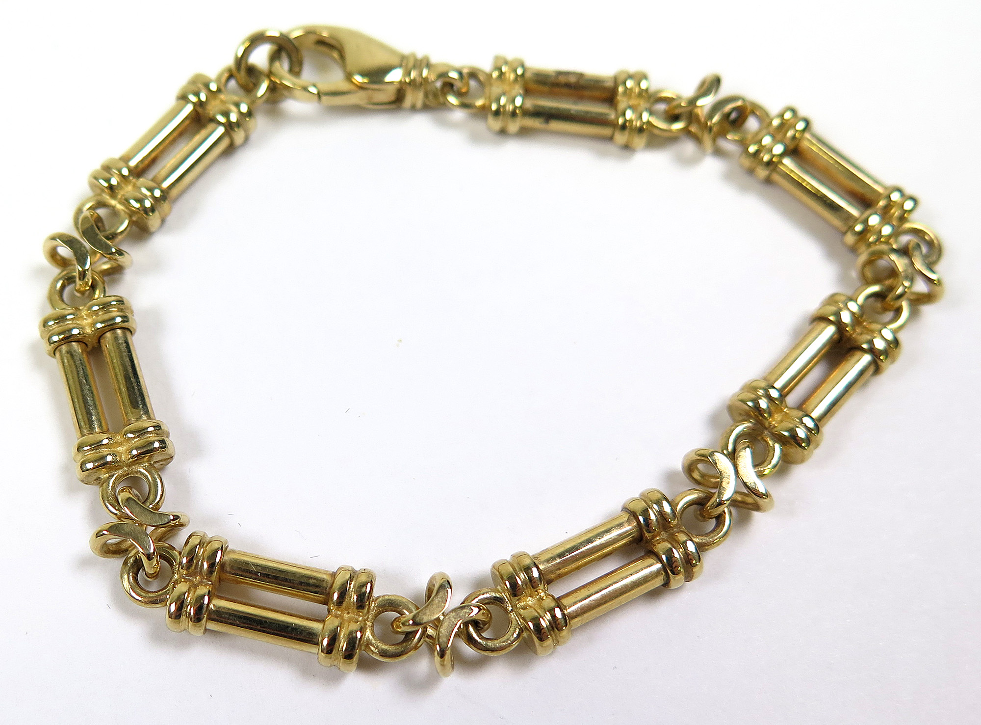 9ct Gold Fancy Link Bracelet weight 20.6 grams