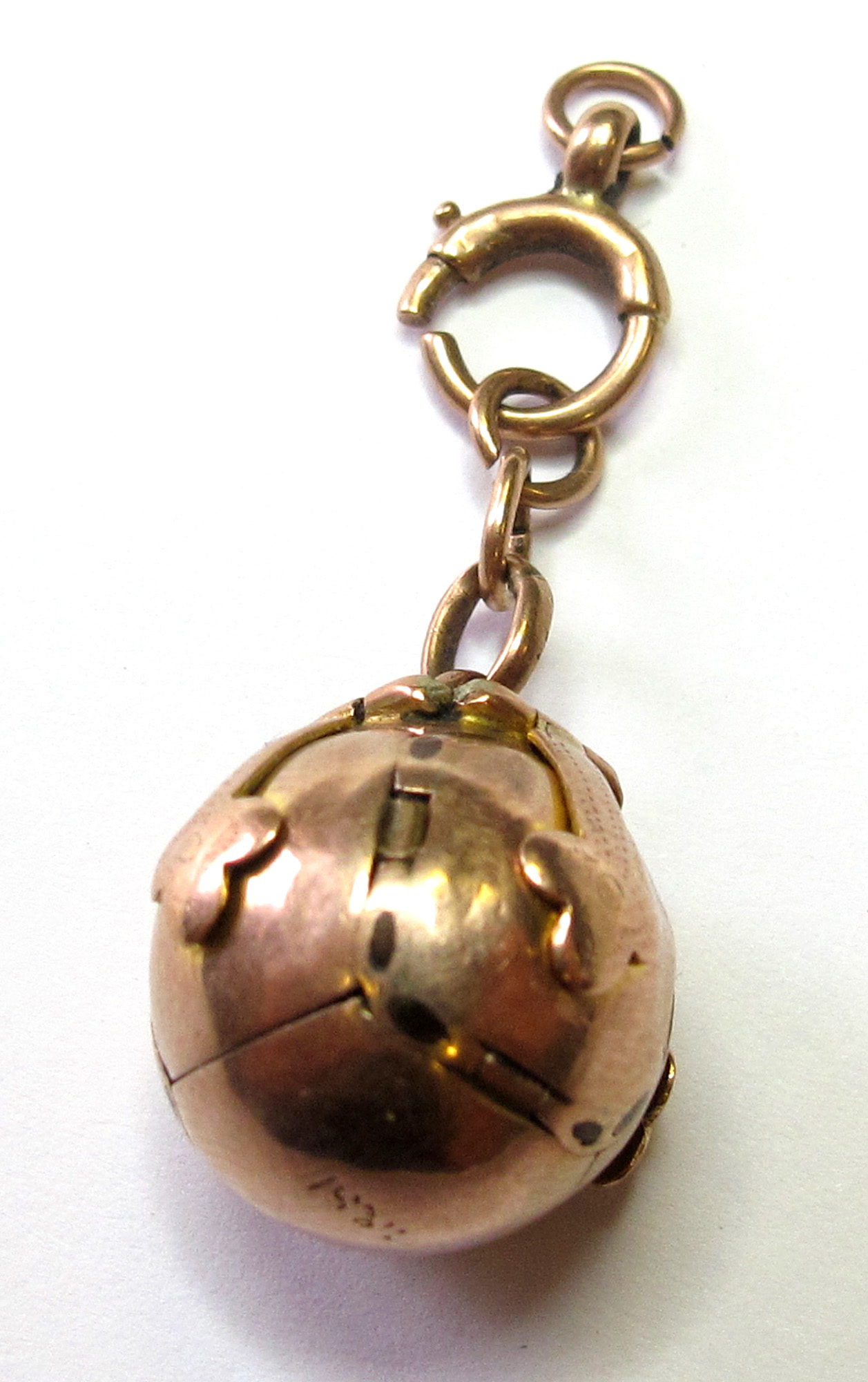 Masonic gilt puzzle fob ball stamped 9ct. Weight approx. 6g