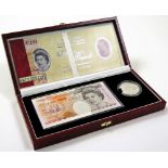 Coin and Banknote Set 1996 Queen Elizabeth II 70th Birthday comprising Ten Pounds Kentfield "HM70