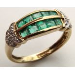 9ct Gold Emerald set Ring size M weight 2.2 grams