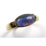 9ct Gold Opal set Ring by QVC size S weight 2.2 grams