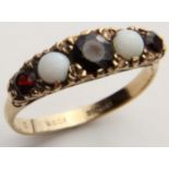 9ct Gold Garnet and Opal Ring size P weight 3.0 grams