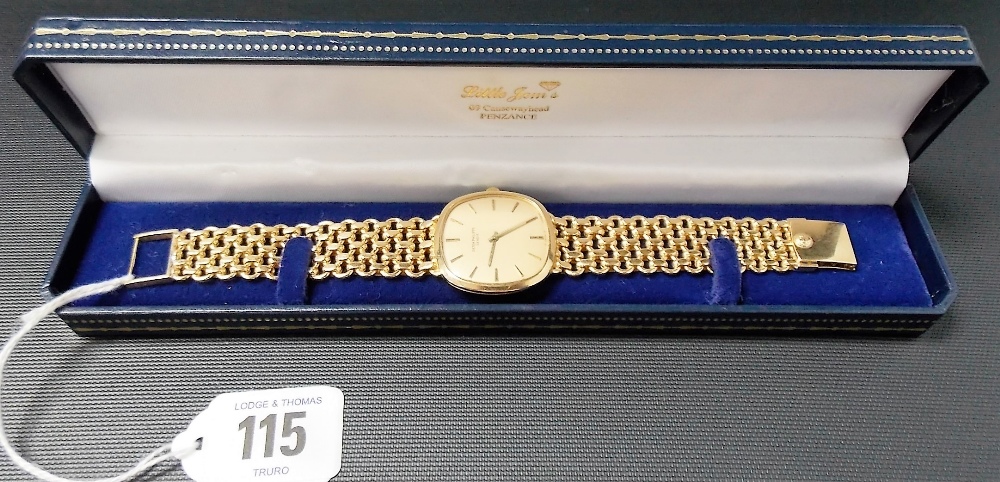 Fine Patek Philippe gentleman's 18ct 'Gold Ellipse' automatic bracelet wrist-watch, the champagne