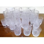 Whitefriars textured clear glass part drinking set including eight pint glass mugs, half pint mug