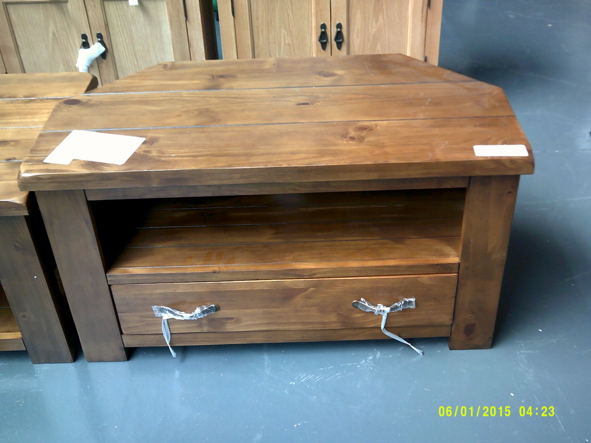 Arizona Corner TV Unit ORP £199.99 Customer Returns