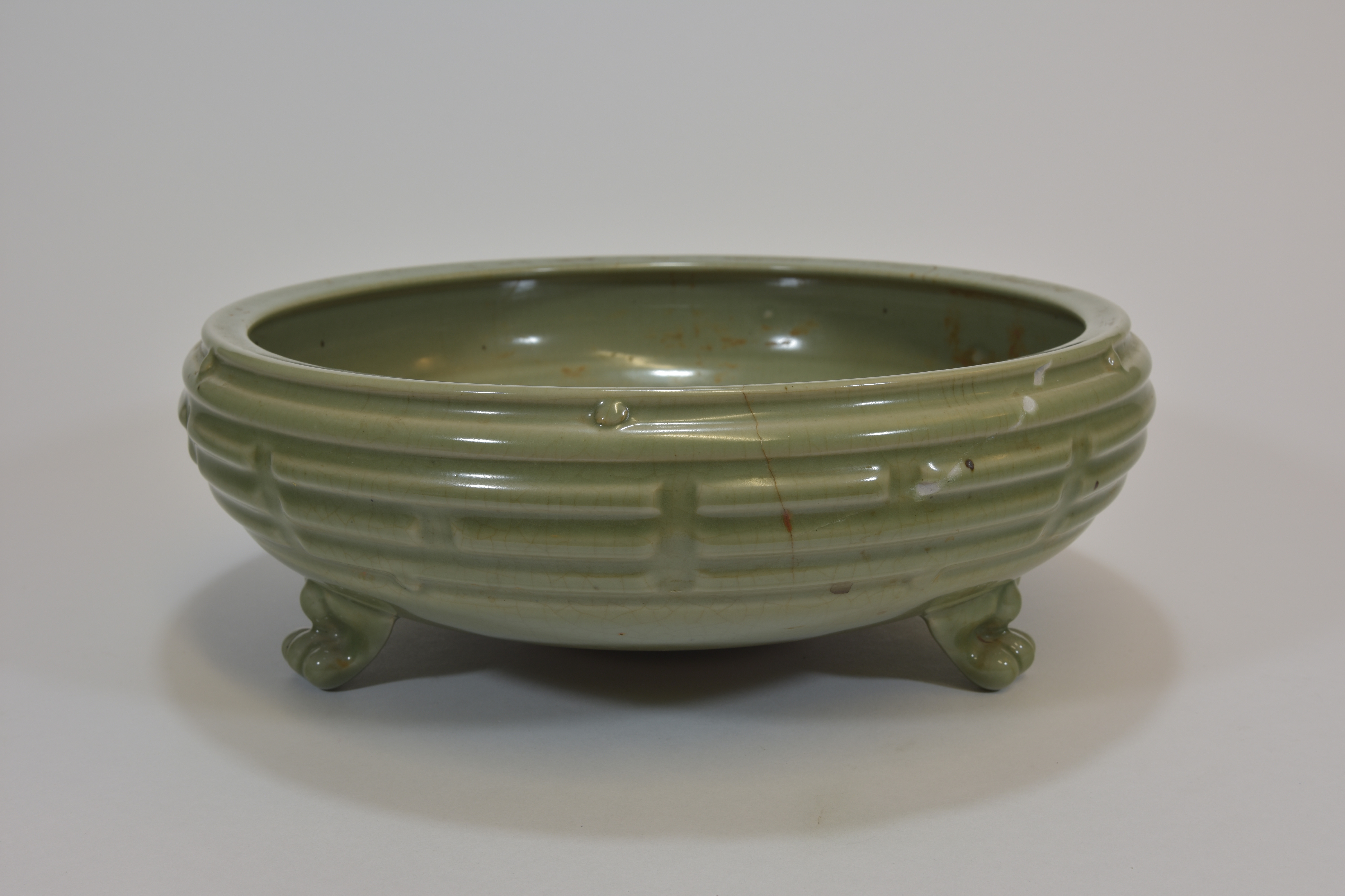 A Ming dynasty celadon censor with eight Buddhist emblems 33cm明朝時期 明龍泉八卦香爐