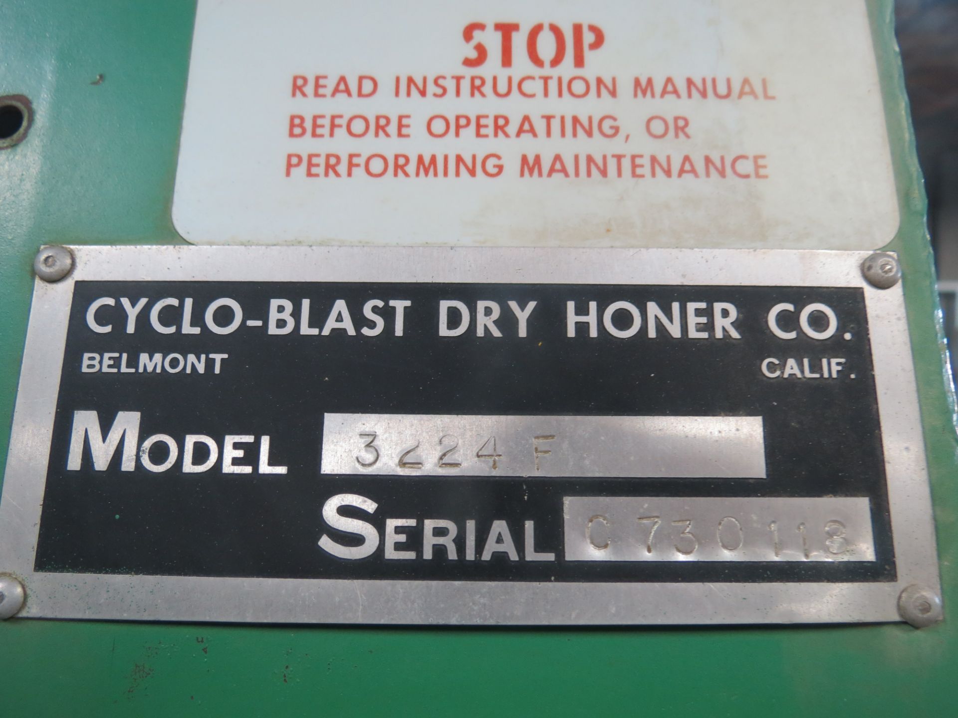 Cyclo Blast Sand blaster Mdl # 3224F, S/N # C730118 - Image 3 of 6