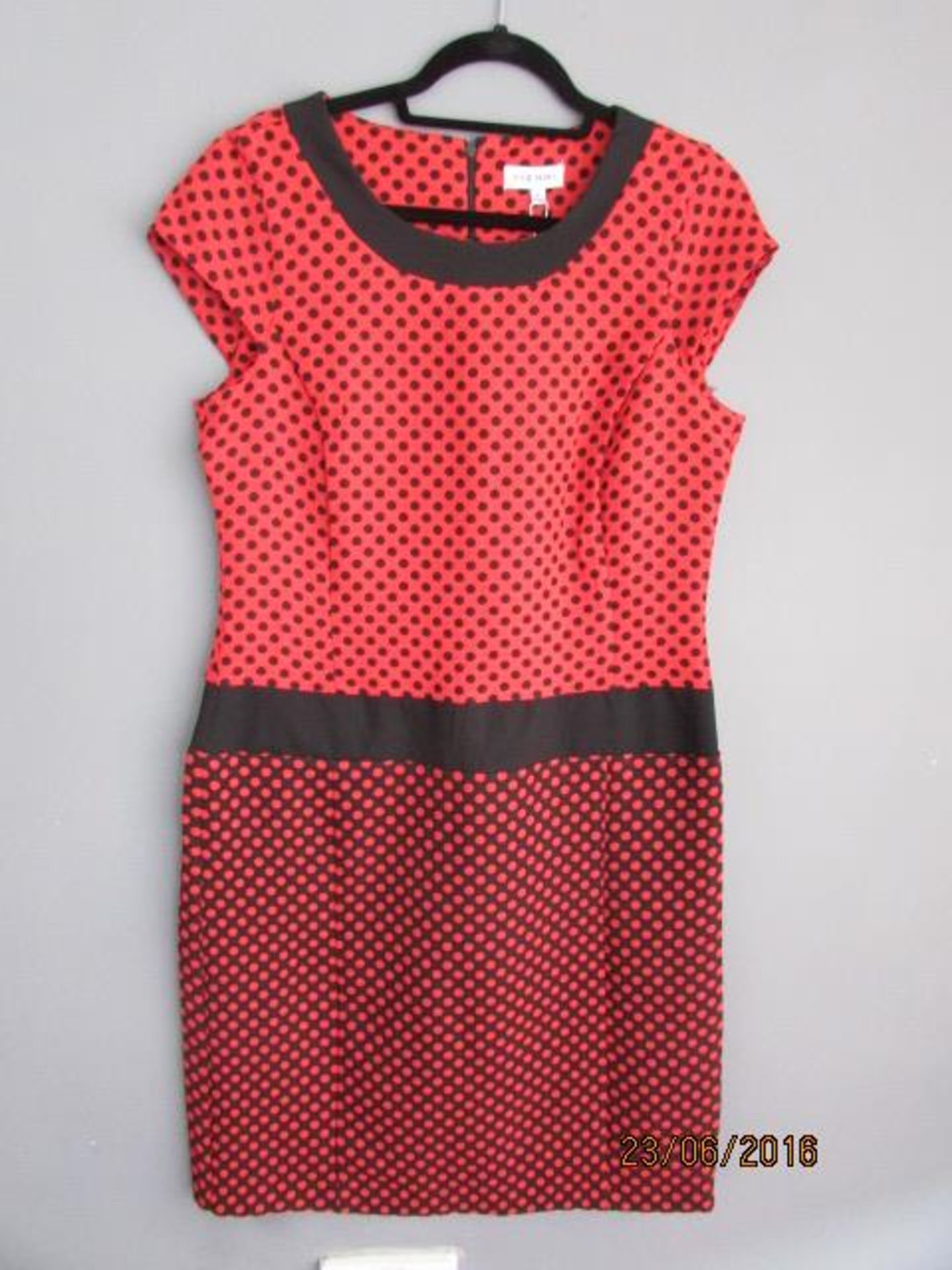 Pierri Red Black Polka Dot Cap-Sleeve Dress Us Size 10