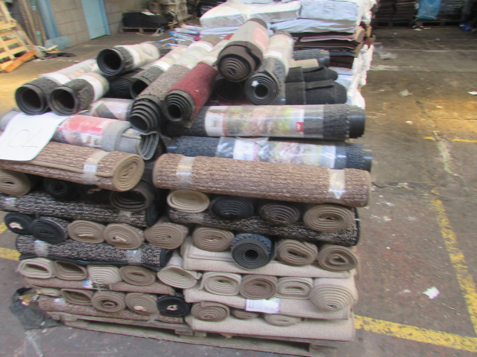 Approx 150 Various Oxford Runner & Commodore Barrier Mats