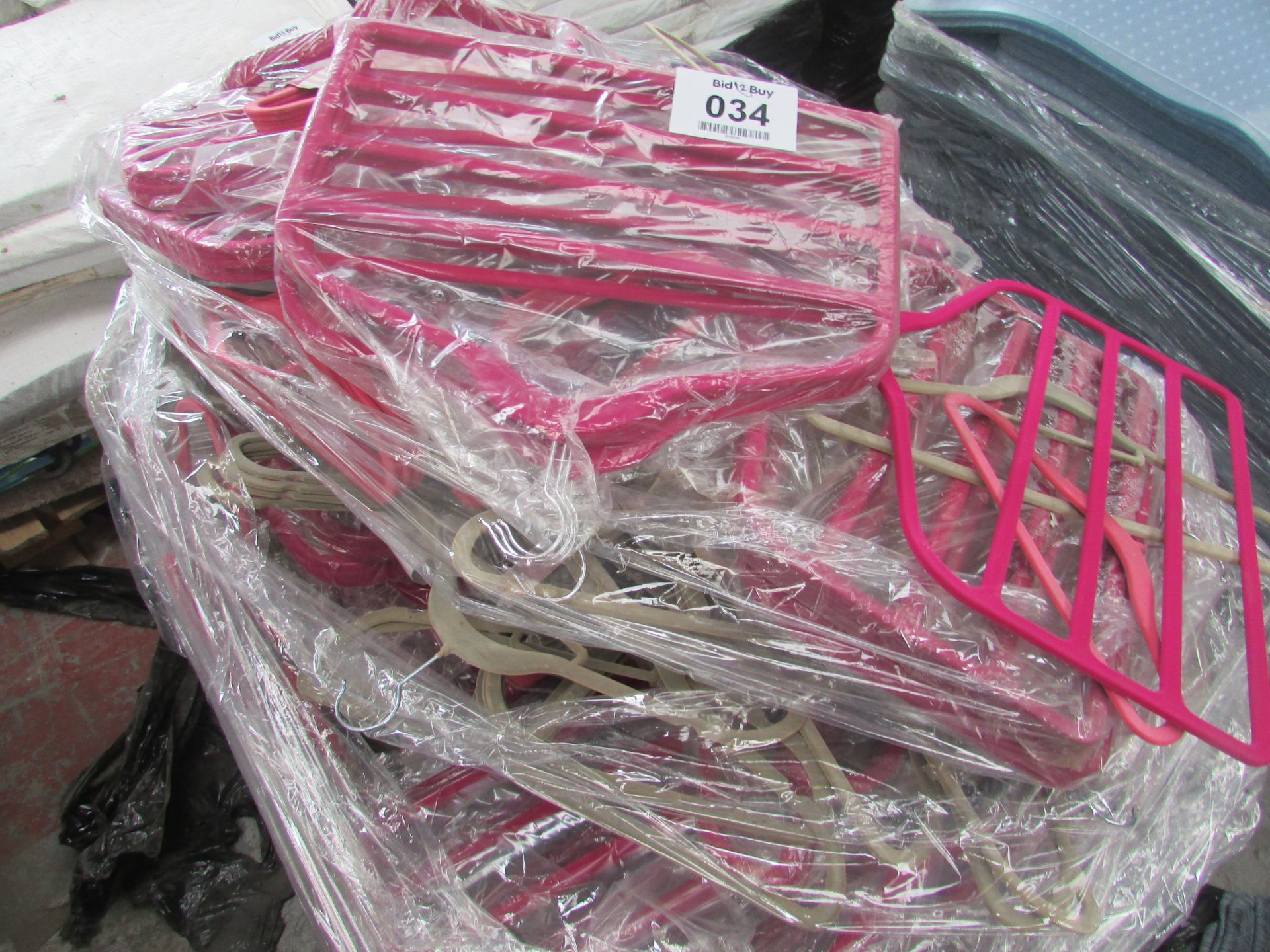 Approx 300 Coat Hangers in Various Sizes