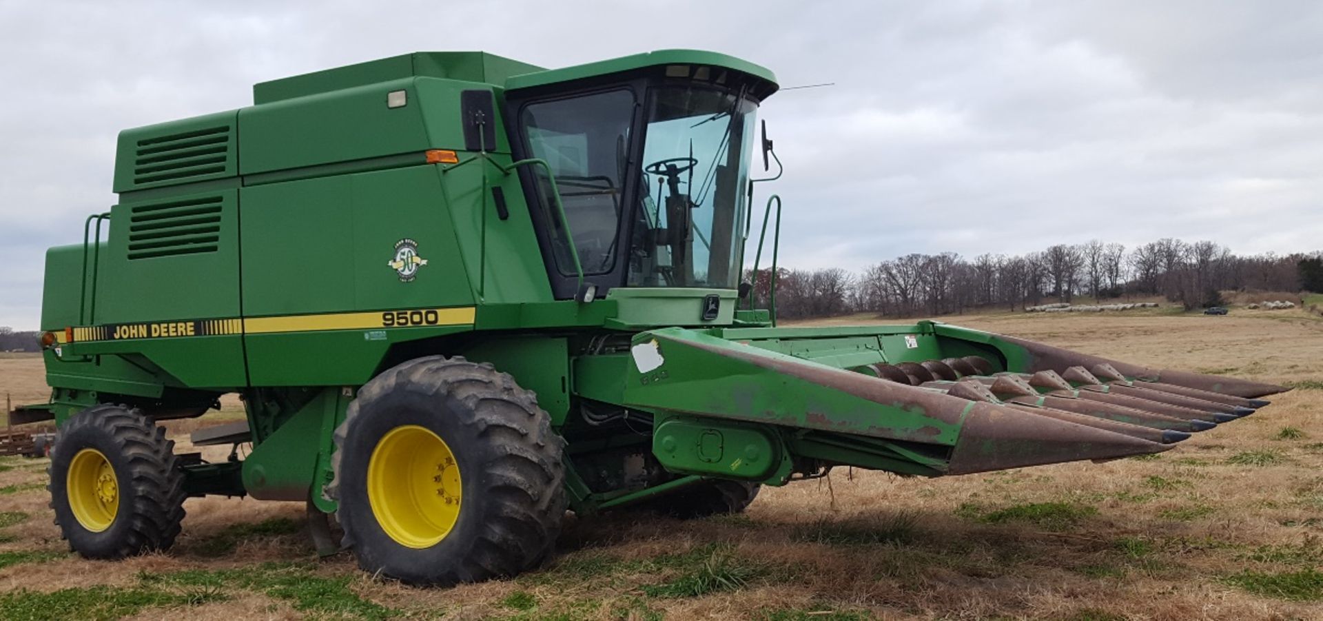 John Deere 9500 Combine