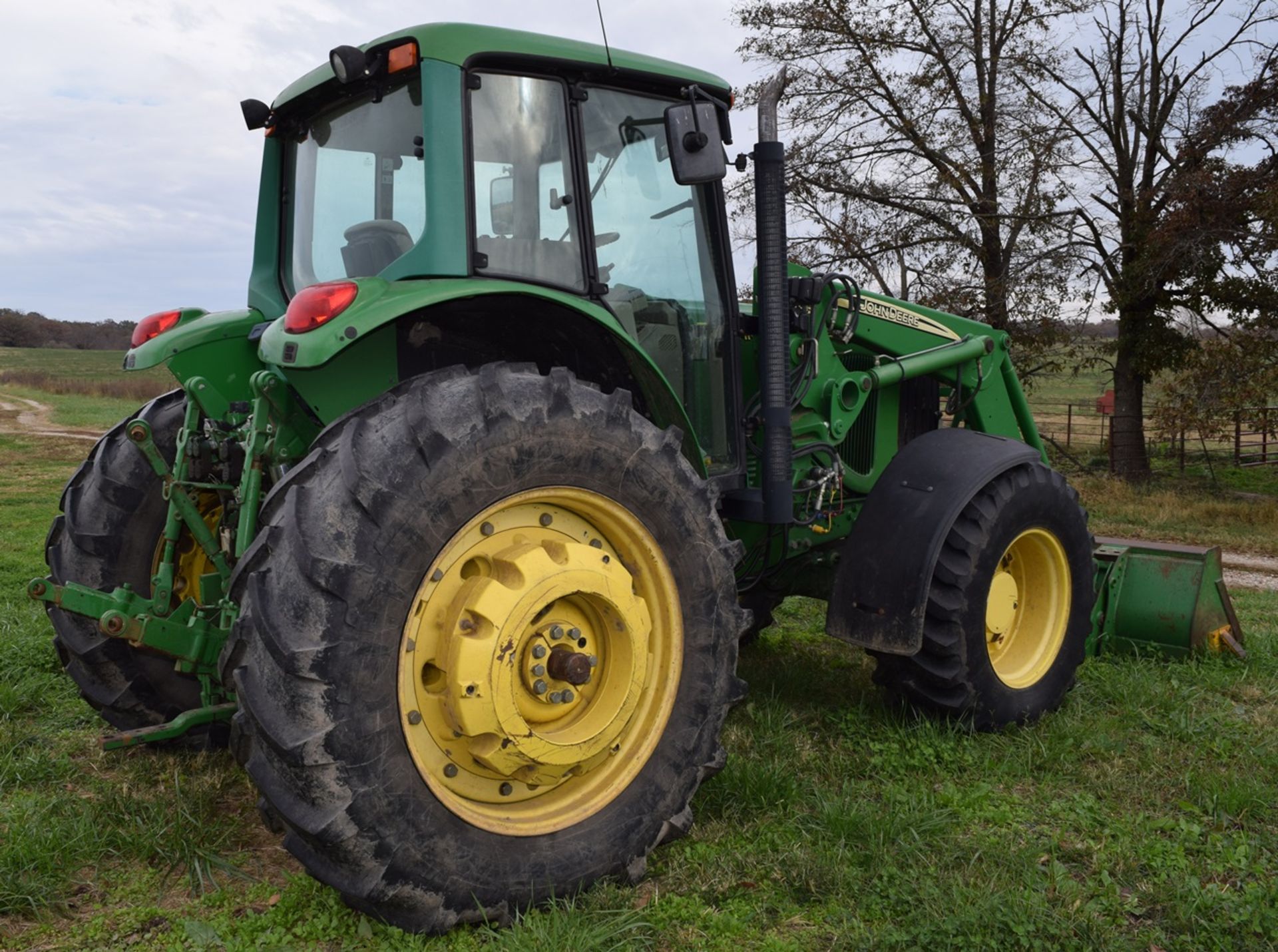 John Deere 7420 Tractor w/ 741 Loader - Image 3 of 3