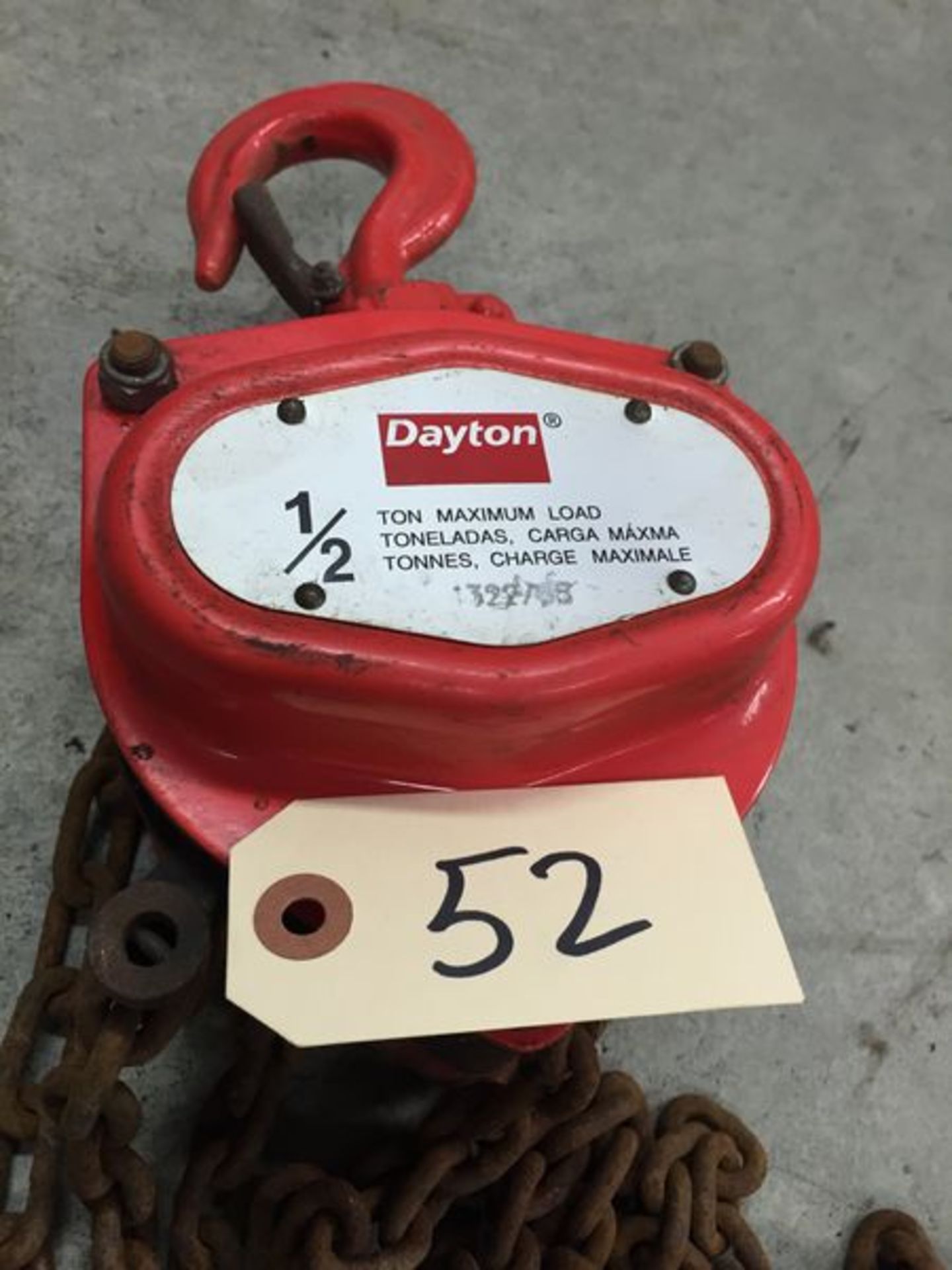 Dayton 1/2 Ton Chain Hoist Model 1VW52 - Image 2 of 5