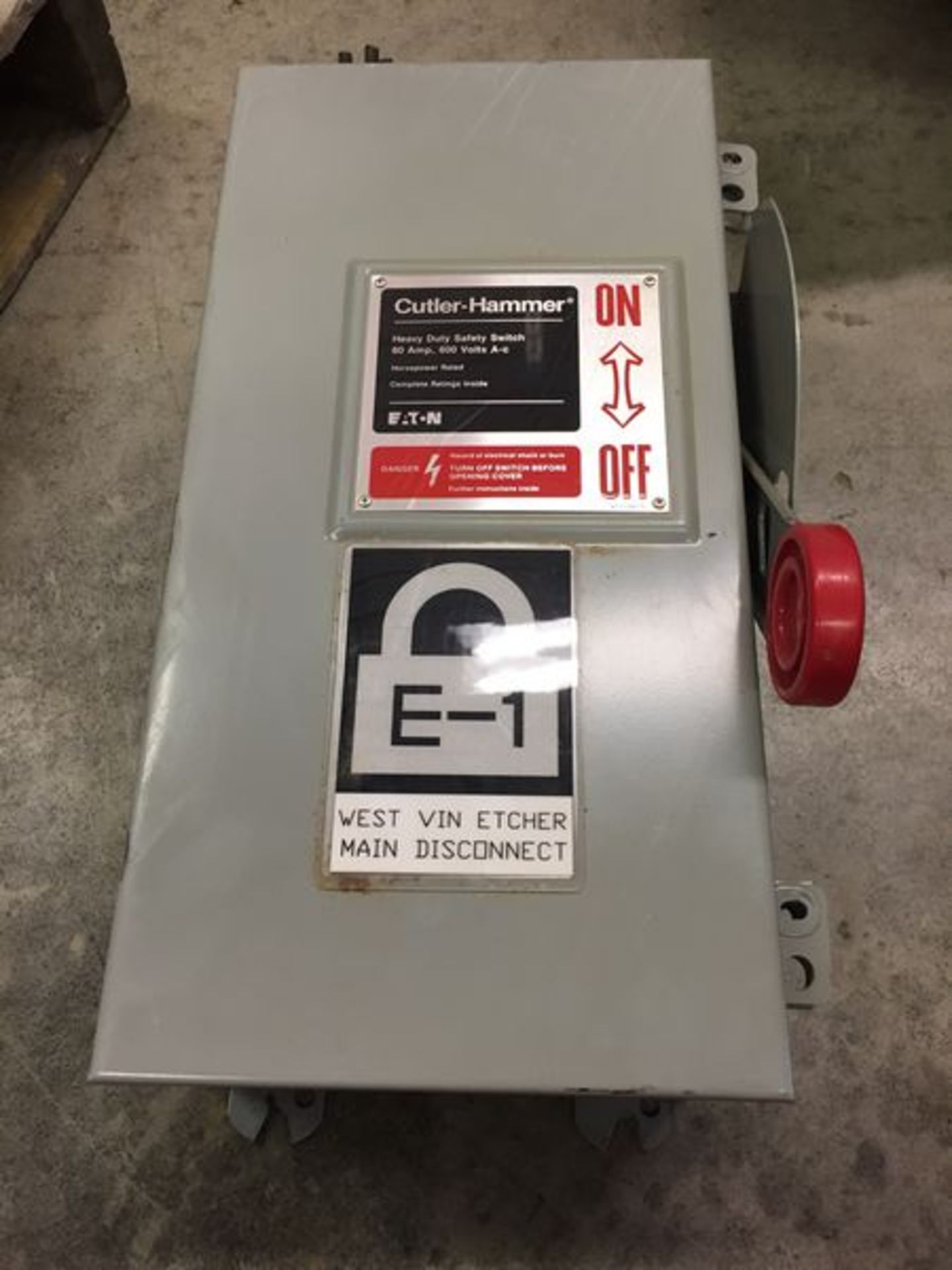 Cutler- Hammer Heavy Duty 60 AMP Disconnect Series B DH362NDK - Image 2 of 5