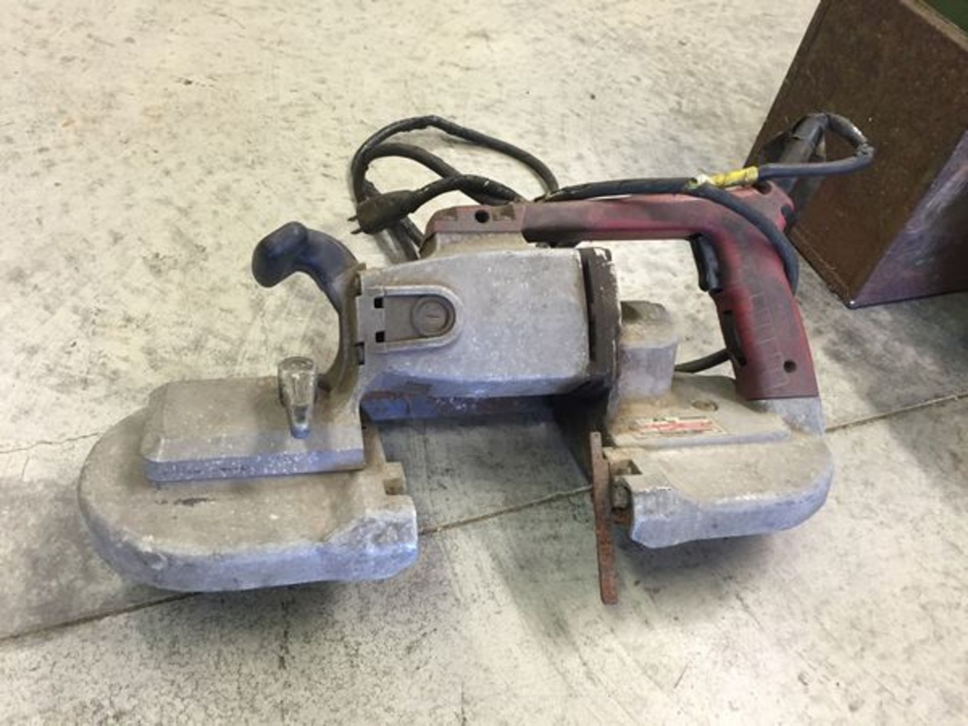 Lot of Tools Milwaukee Band Saw, Bender, Quick Saw, Jack - Image 2 of 5