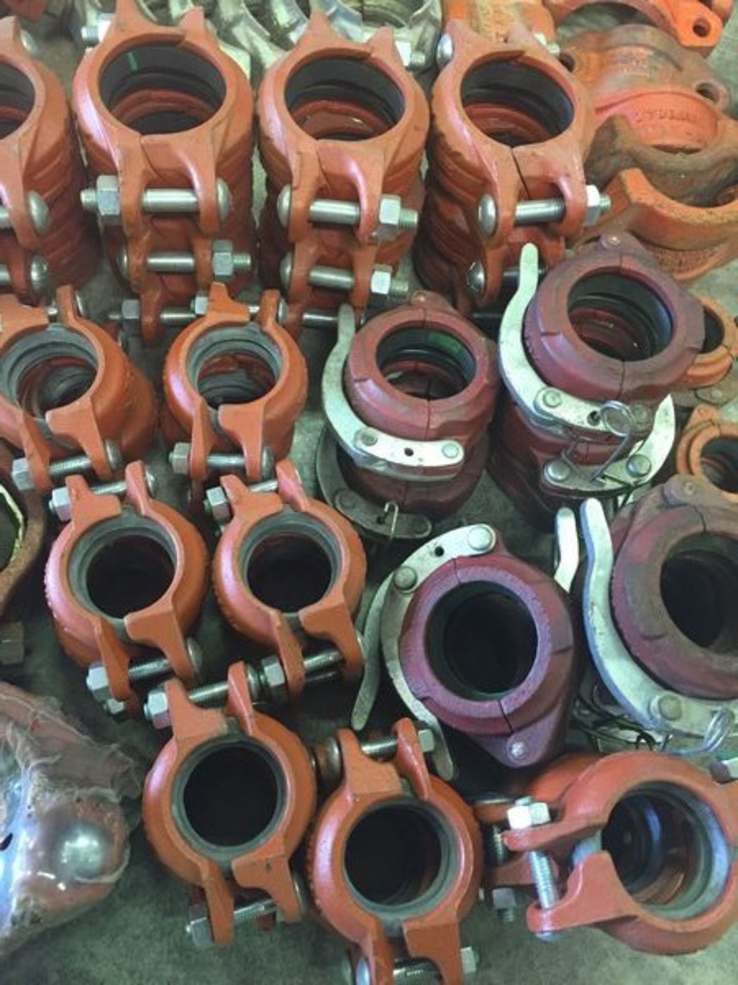 Large Lot of Victrualic & Gruvlok Industrial Sprinkler Fittings - Image 5 of 12