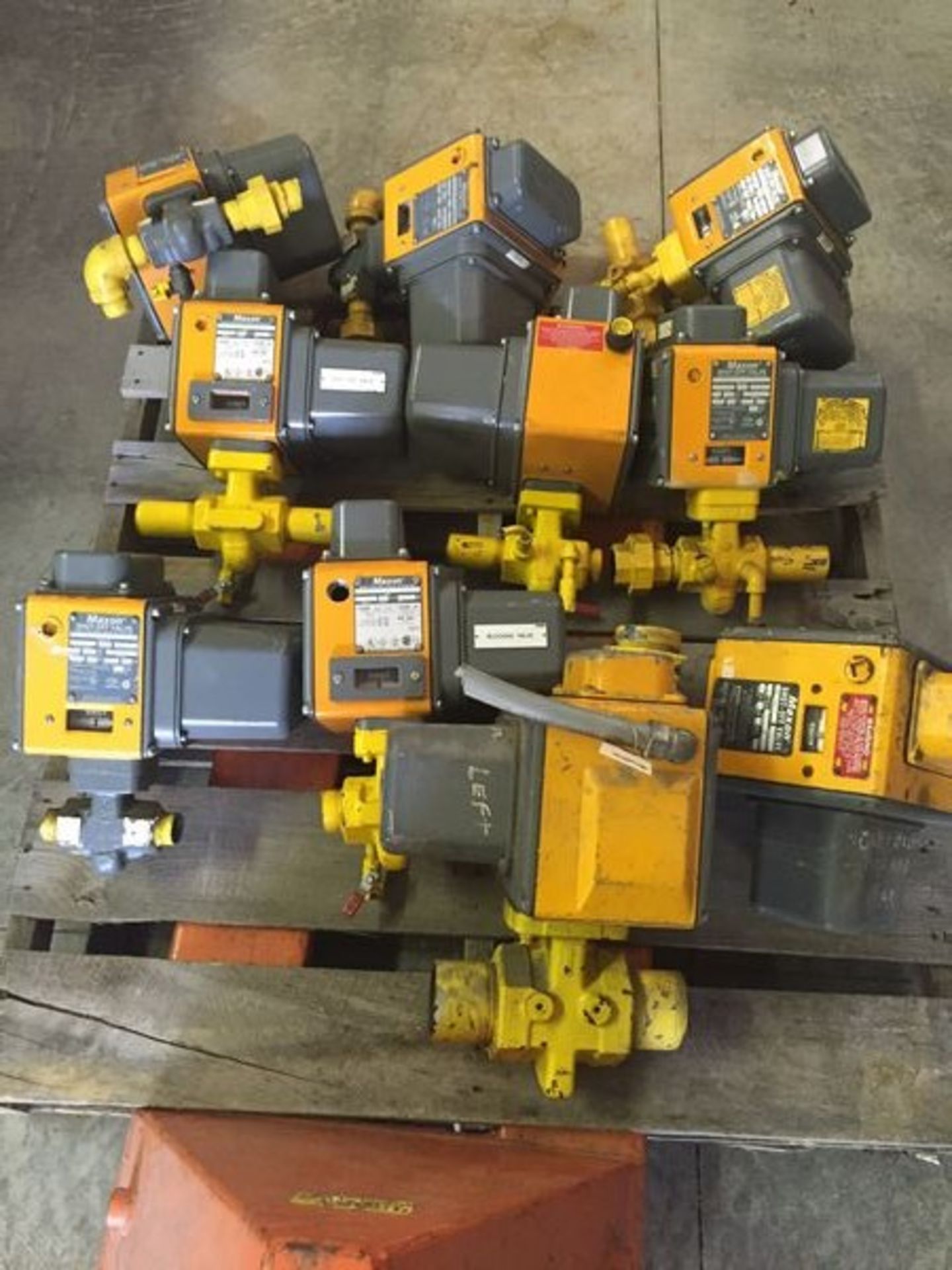 Lot of Maxon Valves - Image 5 of 5