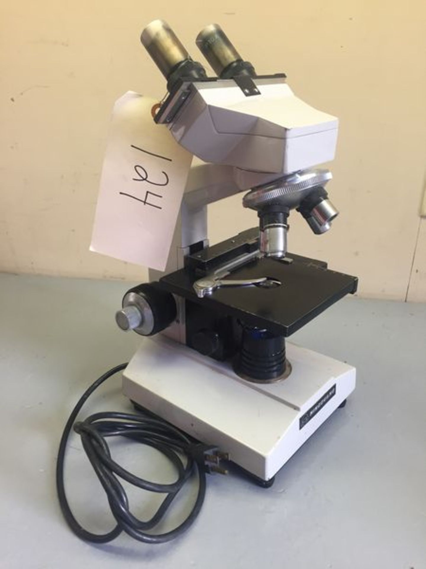 NingGuang Microscope XSZ-107 - Image 2 of 9