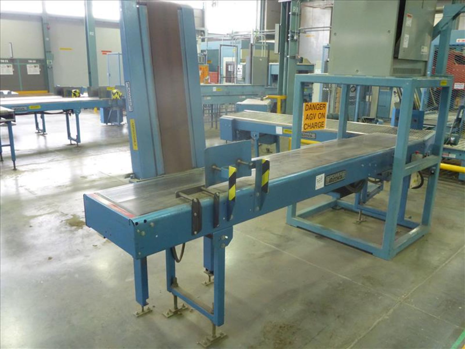 PowerStrap power belt conveyor, approx. 18 in. x 139 in. c/w lift infeed conveyor, approx. 12 in.