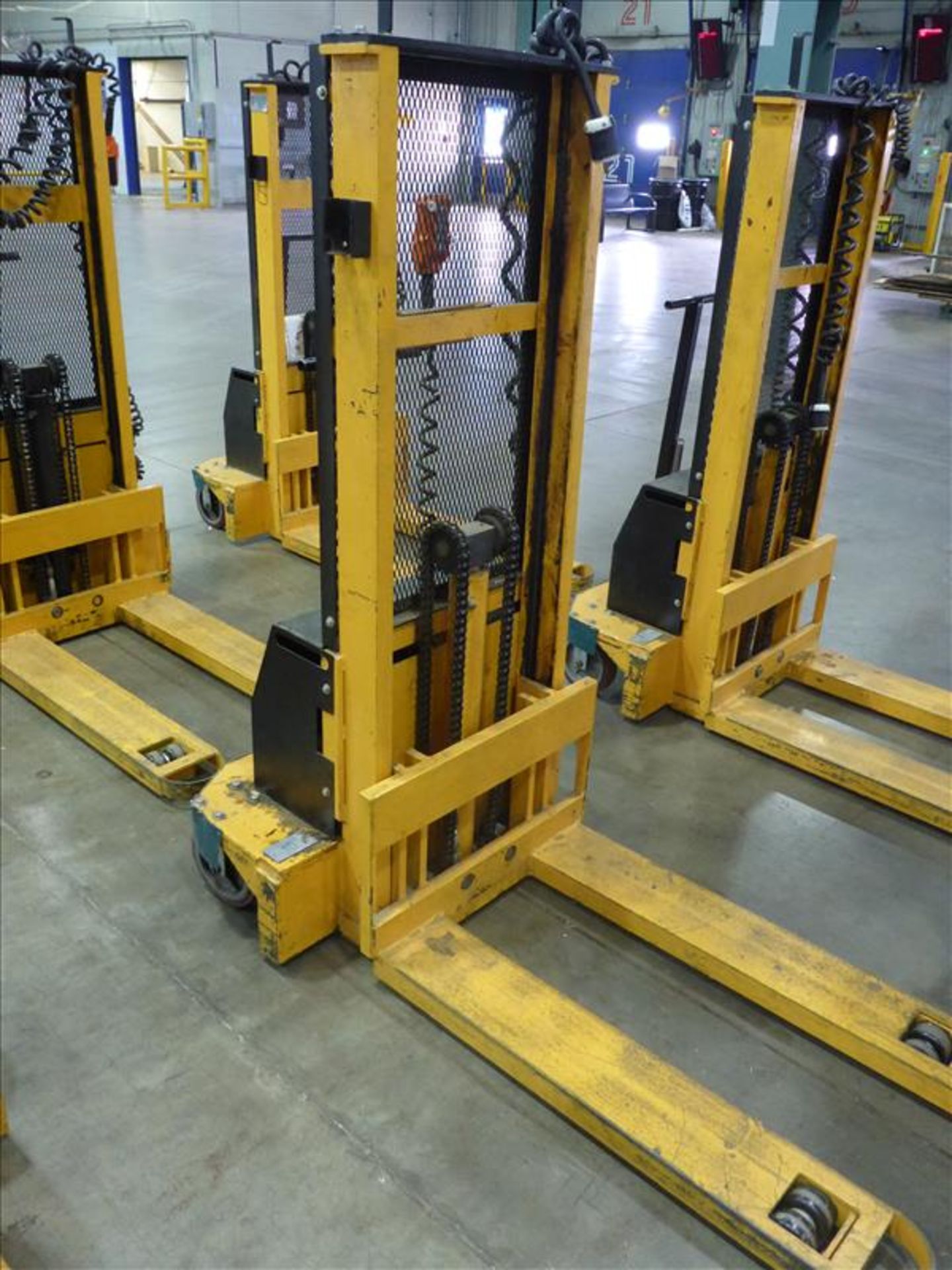 EconoLift EWP4830 walk-behind electric pallet lift truck, 3000 lbs. cap., 110V - Image 2 of 2