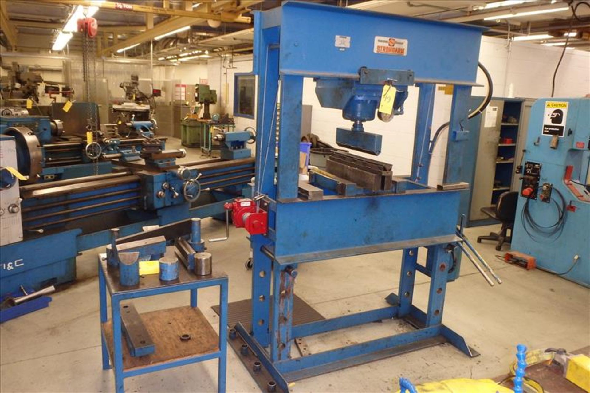 Strongarm 100 Ton Hydraulic Shop Press w/ Tooling