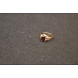 A 9ct Gold Garnet Ring