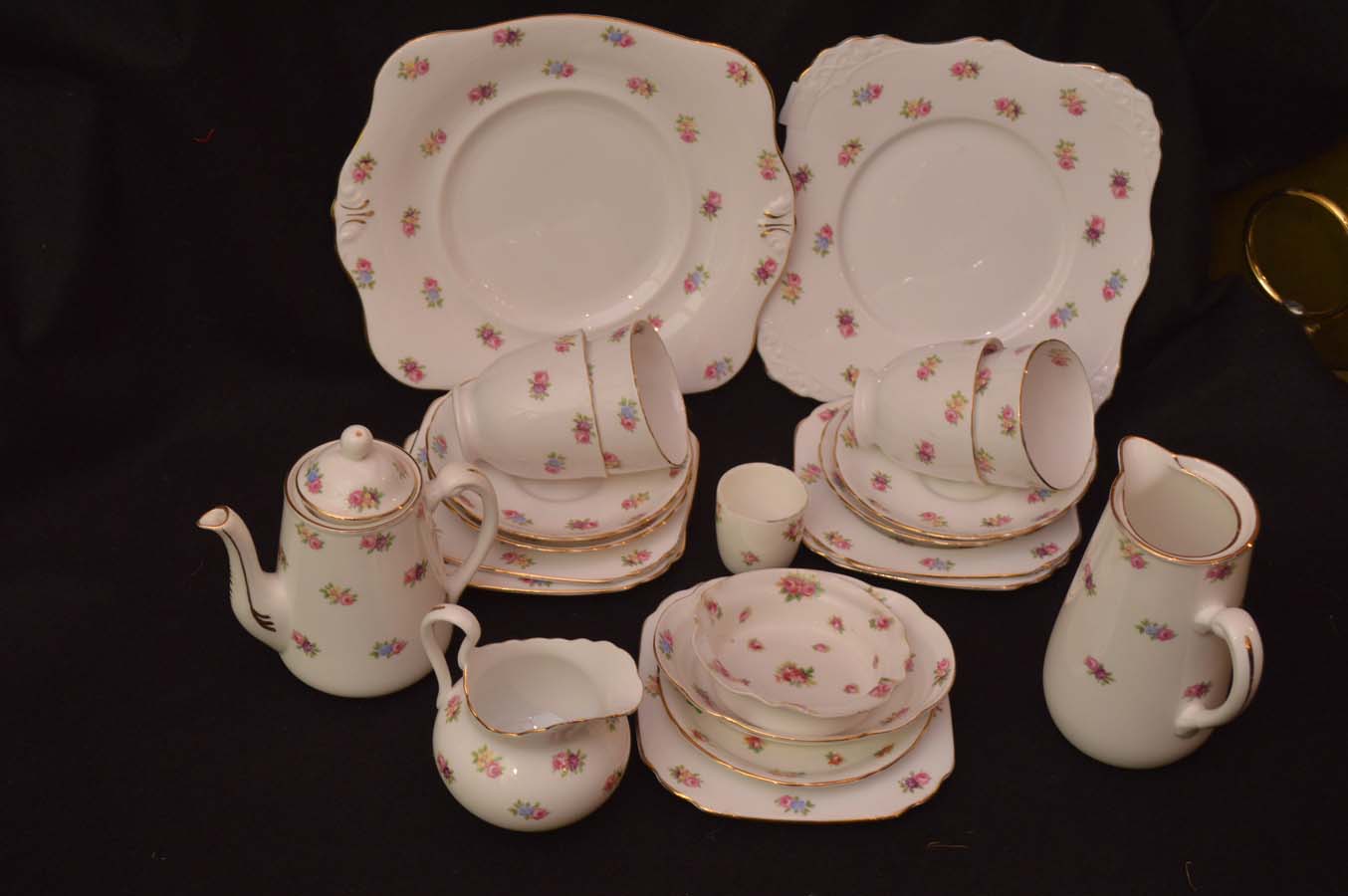 A Tuscan China Teaset