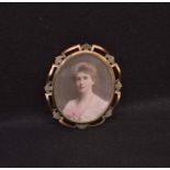 A Nice Oval Framed Minature ‘Lady’