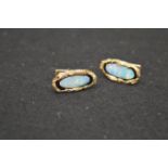 A Very Good Set of 14ct Gold and Opal Cufflinks