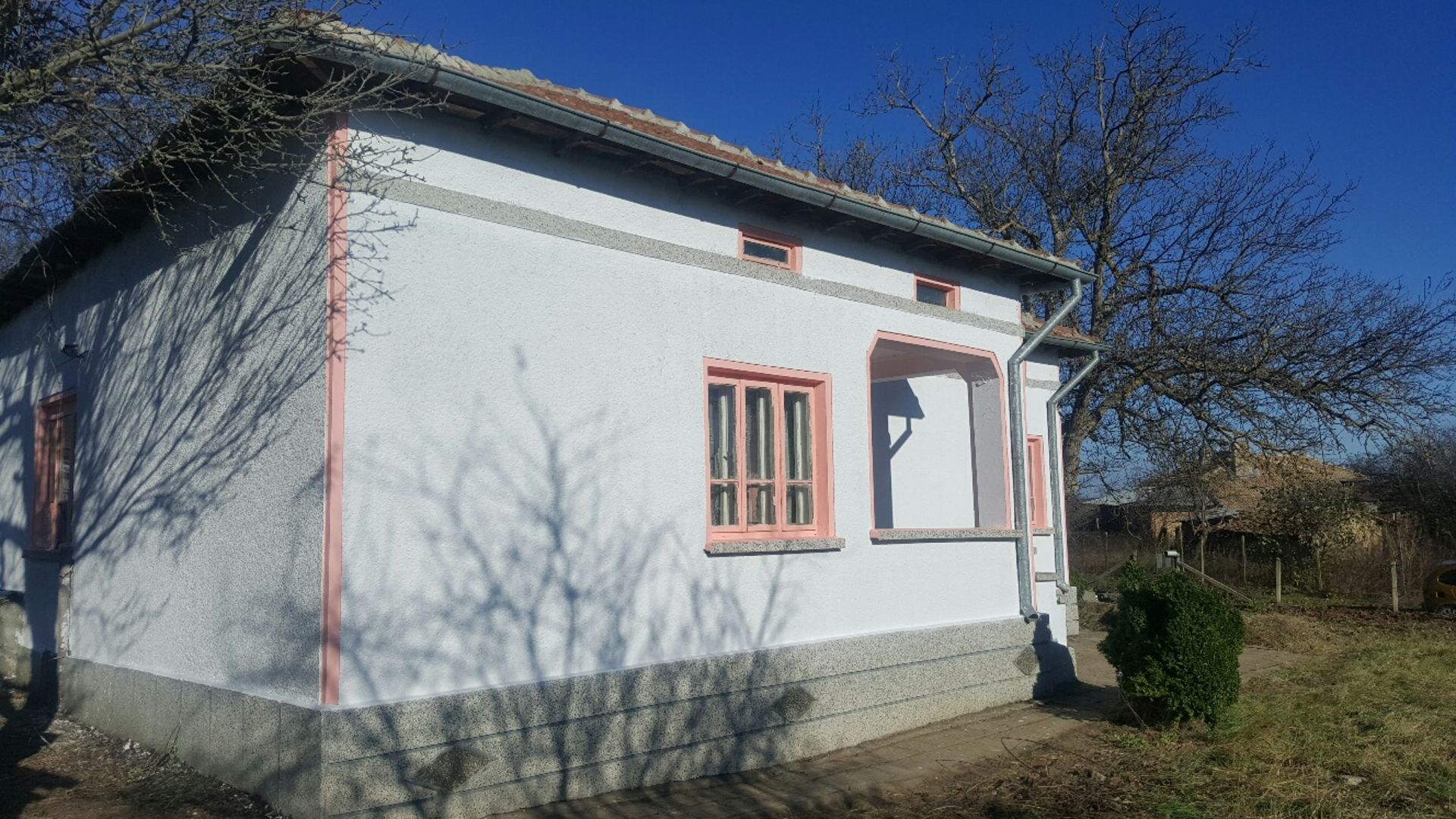 Ready to move into 5 room Bulgarian cottage for sale. With land not far from coast - Image 5 of 42