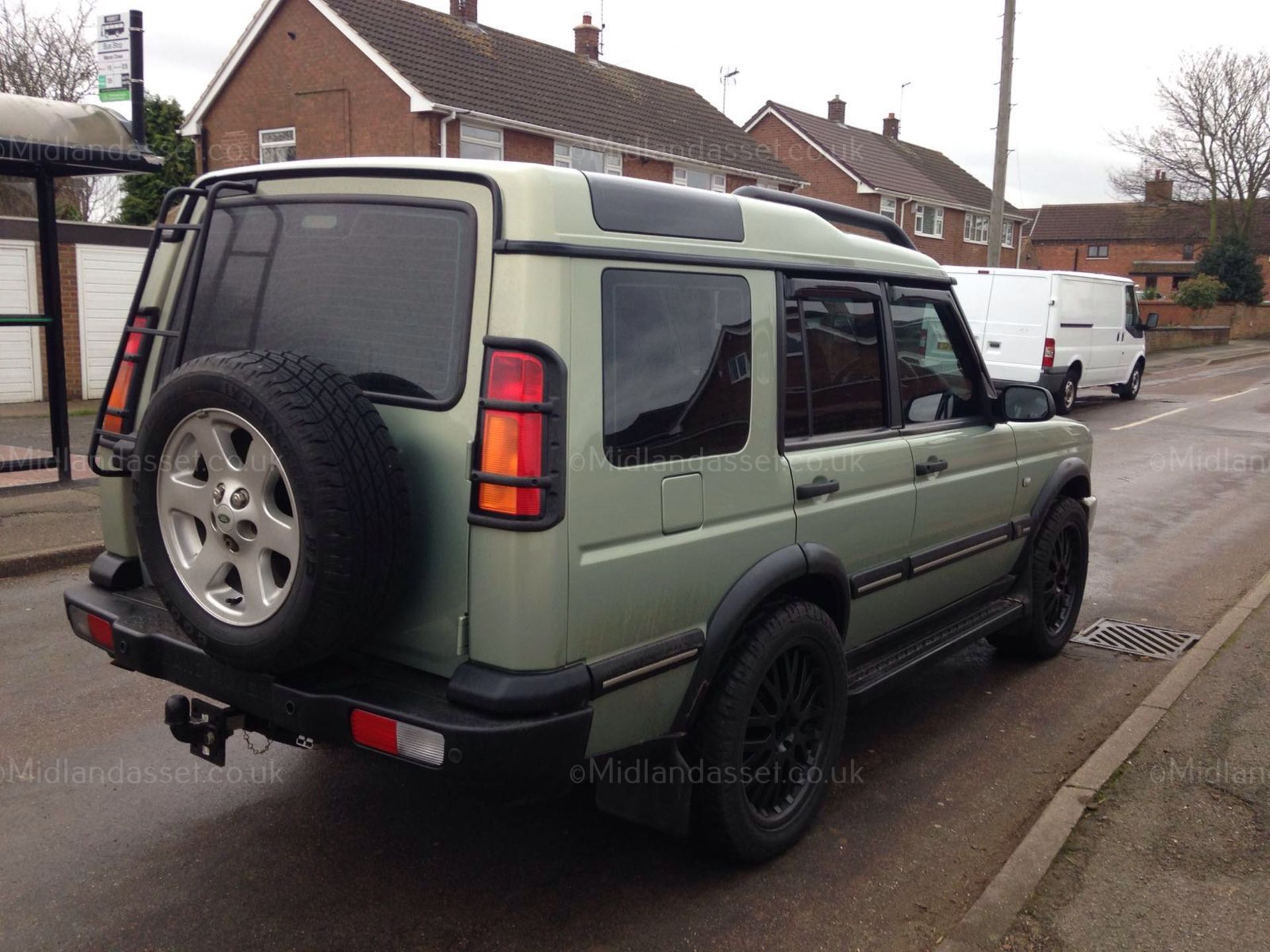 2004/04 REG LAND ROVER DISCOVERY ES PREMIUM TD5 7 SEATER AUTOMATIC *NO VAT* - Image 9 of 9