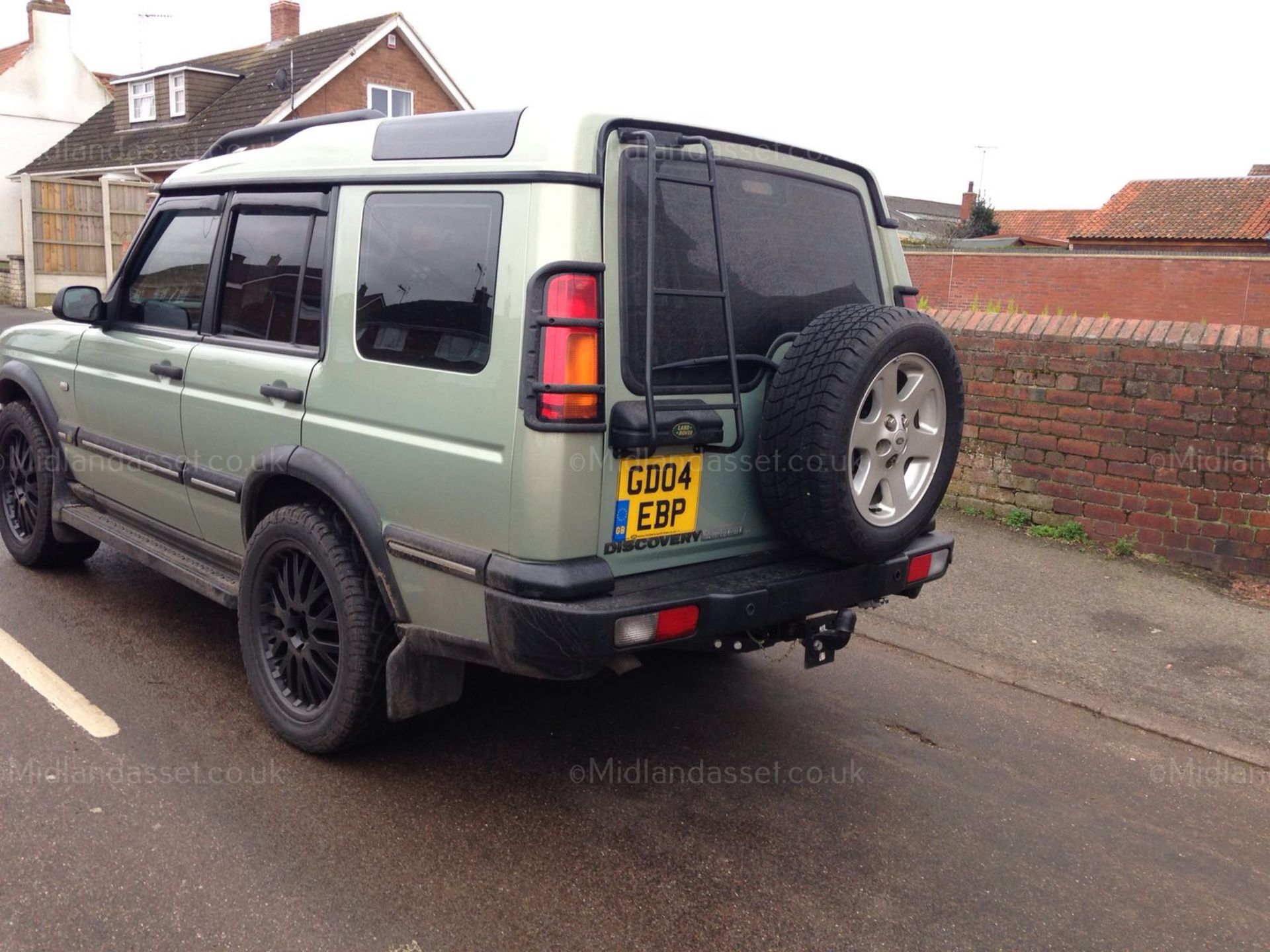 2004/04 REG LAND ROVER DISCOVERY ES PREMIUM TD5 7 SEATER AUTOMATIC *NO VAT* - Image 6 of 9